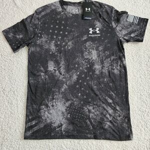 Under Armour  Men's UA Freedom Amp Short Sleeve Tee Graphic T-Shirt Size M